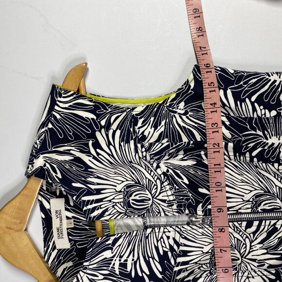 Diane Von Furstenburg‎ Dress 4 Black Sheath Flower Print Fitted Bodycon Full Zip - Picture 10 of 12